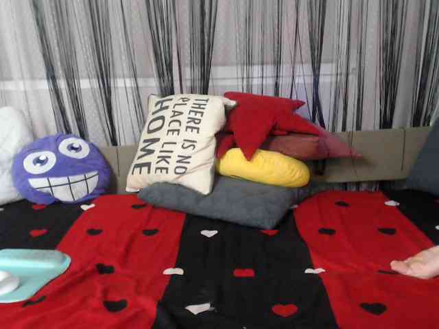 SexyNycolle38 webcam