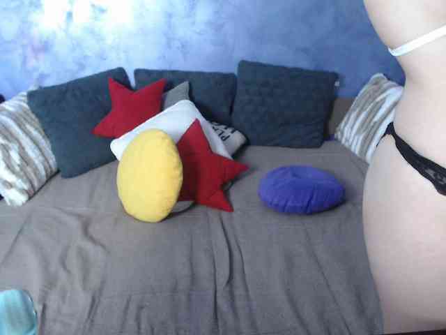 SexyNycolle38 webcam