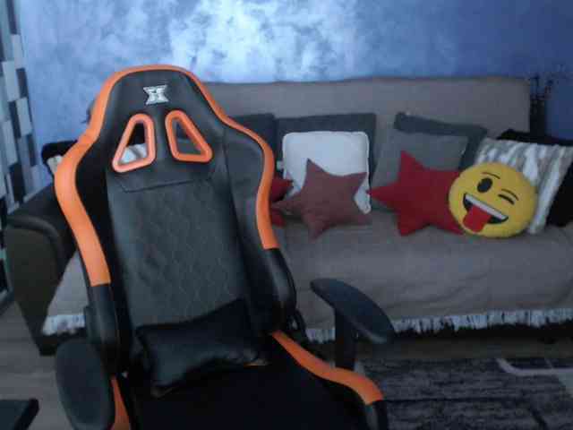 SexyNycolle38 webcam