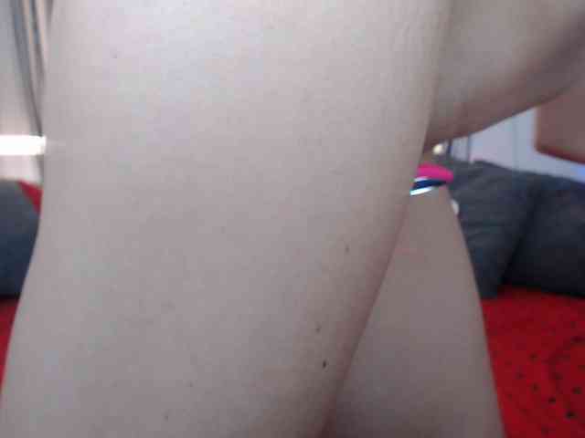 SexyNycolle38 webcam