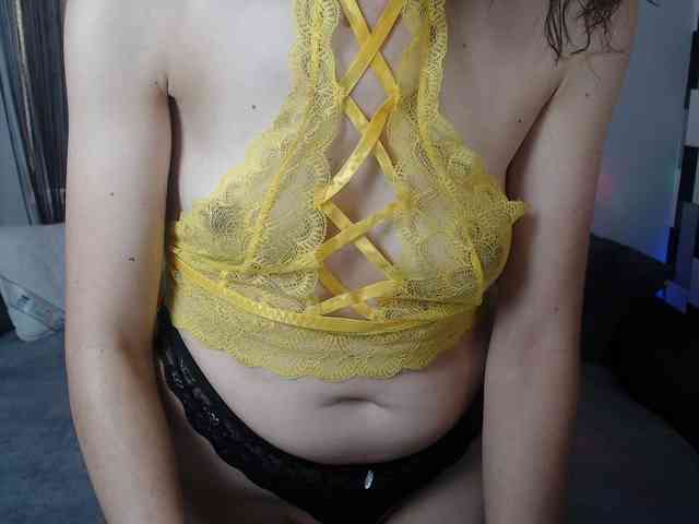 SexyNycolle38 webcam