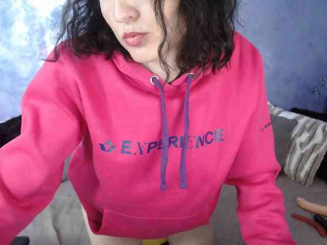 SexyNycolle38 webcam