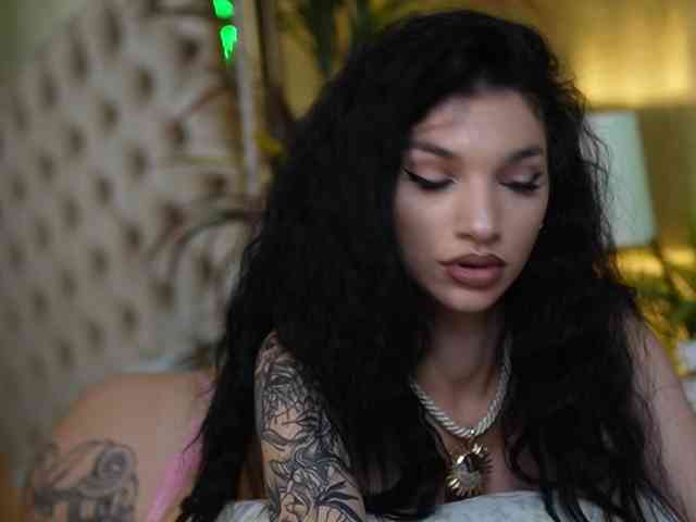 MiamiCandy webcam