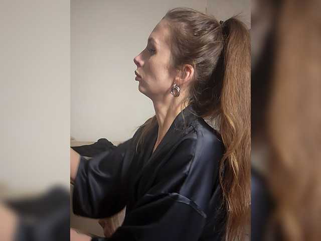 KITTYtempreXXX's BongaCams show and profile