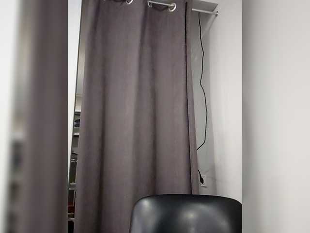 KITTYtempreXXX's BongaCams show and profile