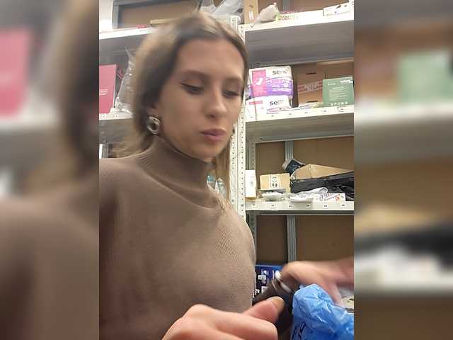 KITTYtempreXXX's BongaCams show and profile