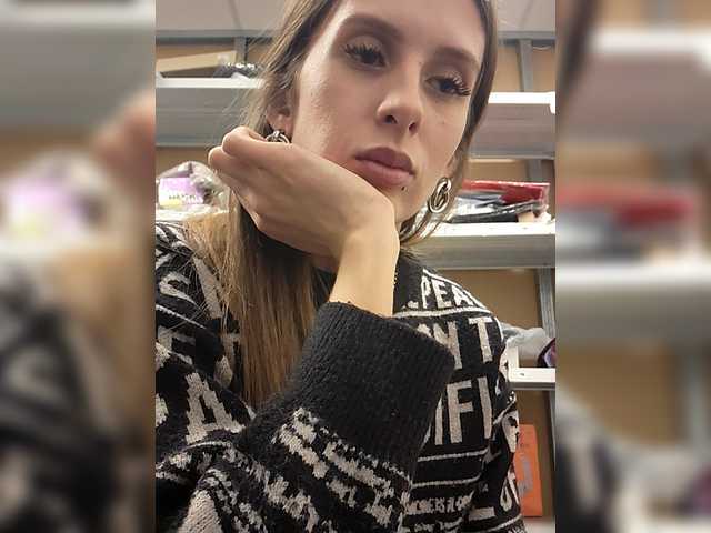 KITTYtempreXXX's BongaCams show and profile