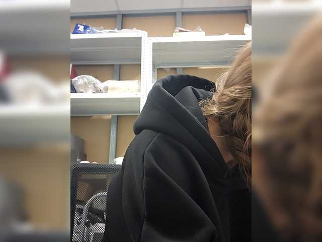 KITTYtempreXXX's BongaCams show and profile