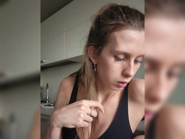 KITTYtempreXXX's BongaCams show and profile