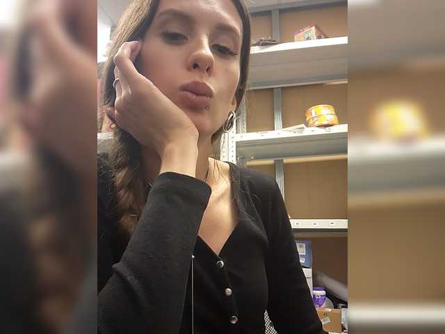 KITTYtempreXXX's BongaCams show and profile