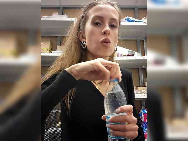 KITTYtempreXXX webcam