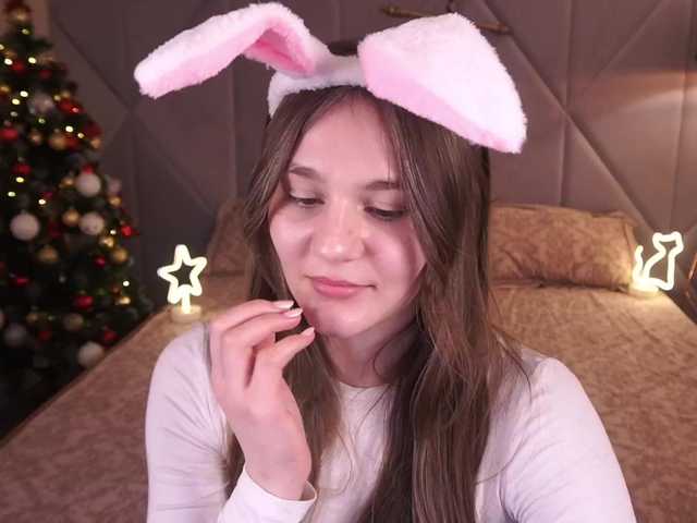 DiamondGoldie's BongaCams show and profile