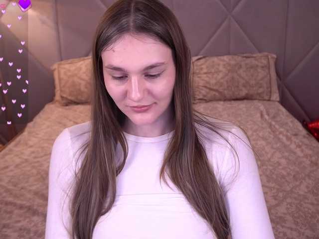 DiamondGoldie's BongaCams show and profile