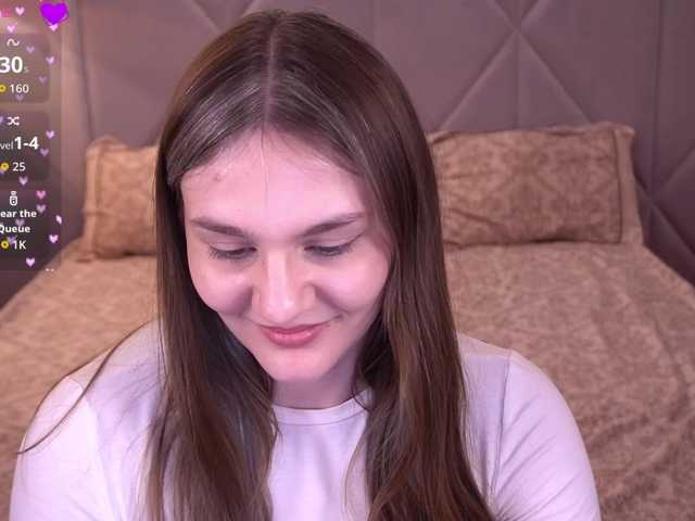 DiamondGoldie's BongaCams show and profile