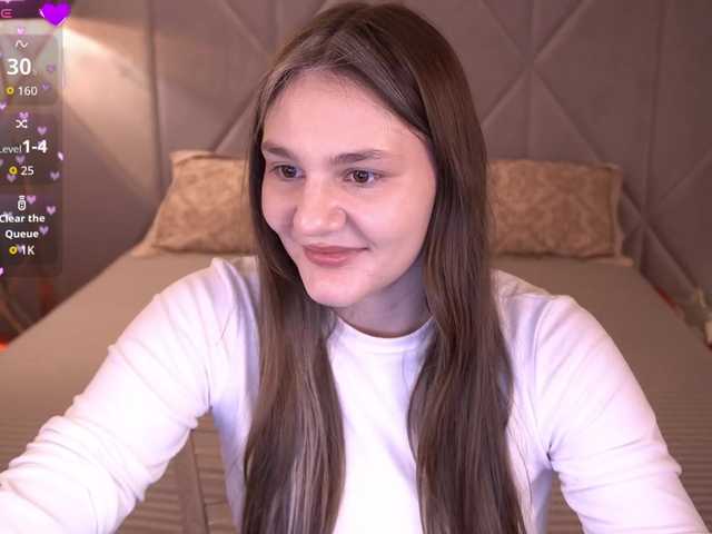 DiamondGoldie's BongaCams show and profile