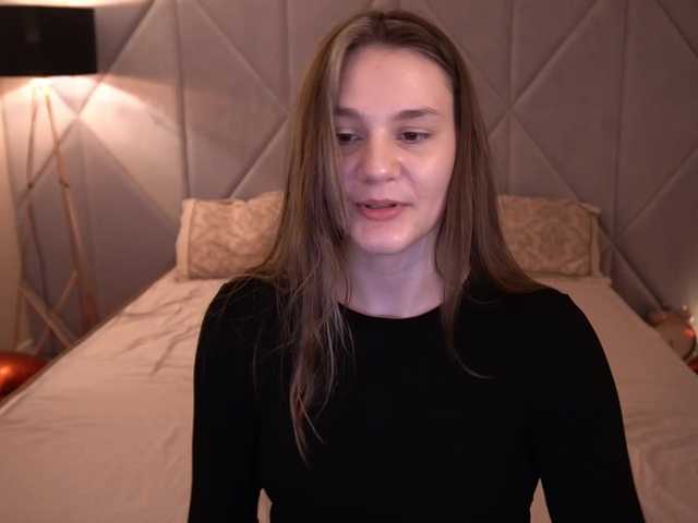 DiamondGoldie's BongaCams show and profile