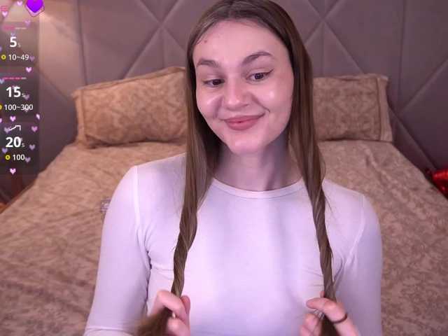 DiamondGoldie's BongaCams show and profile