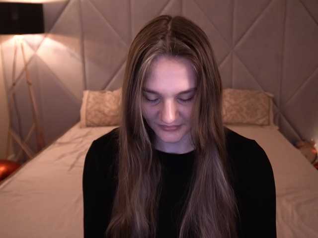 DiamondGoldie's BongaCams show and profile