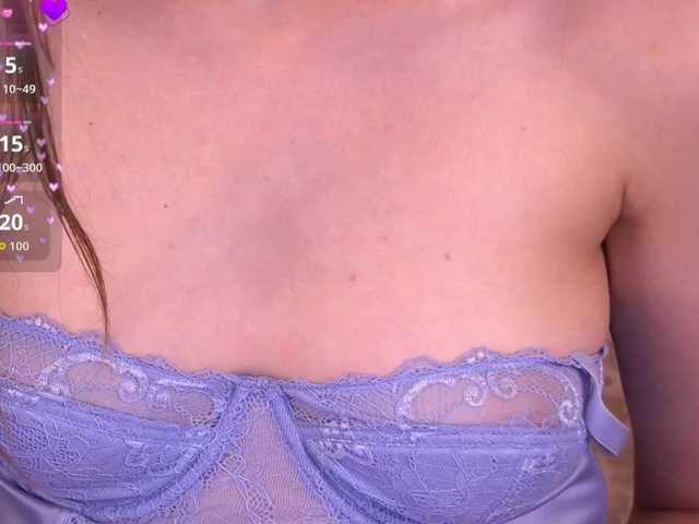 DiamondGoldie's BongaCams show and profile