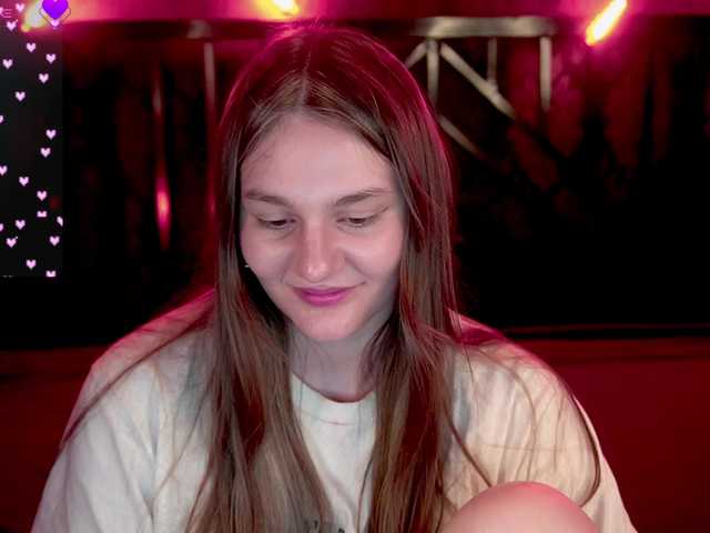 DiamondGoldie's BongaCams show and profile