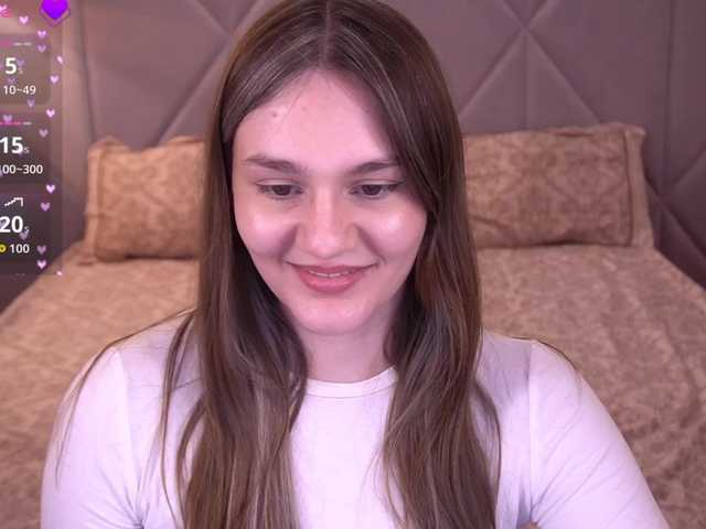 DiamondGoldie's BongaCams show and profile