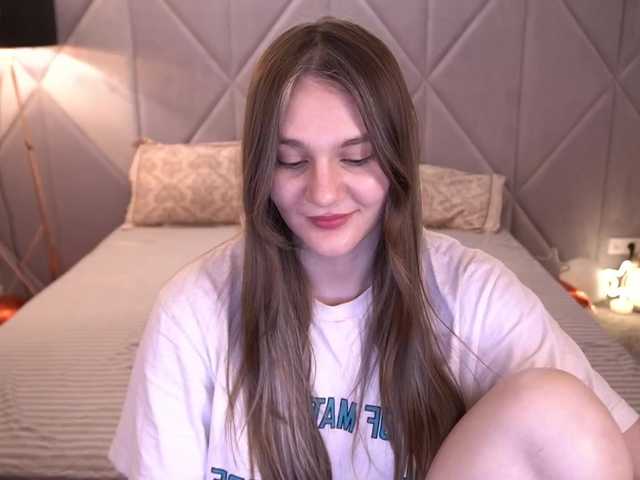 DiamondGoldie's BongaCams show and profile