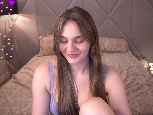 DiamondGoldie's BongaCams show and profile