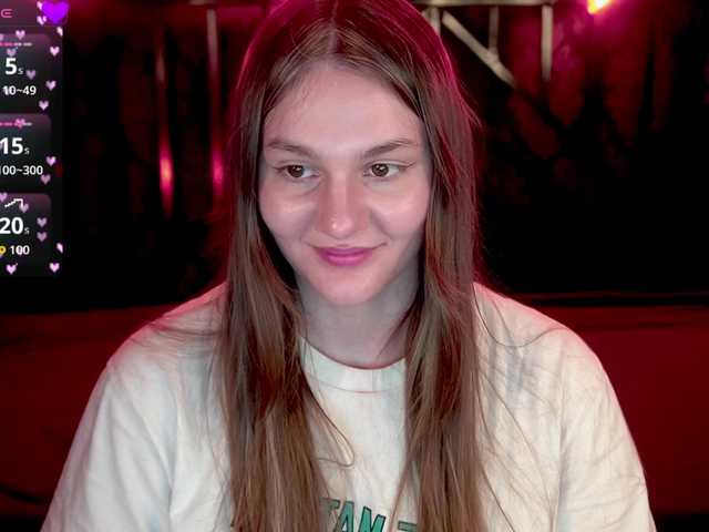 DiamondGoldie's BongaCams show and profile