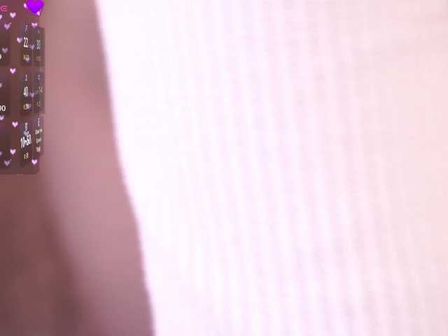 DiamondGoldie's BongaCams show and profile