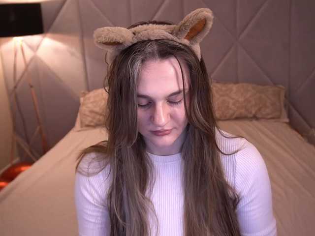 DiamondGoldie's BongaCams show and profile