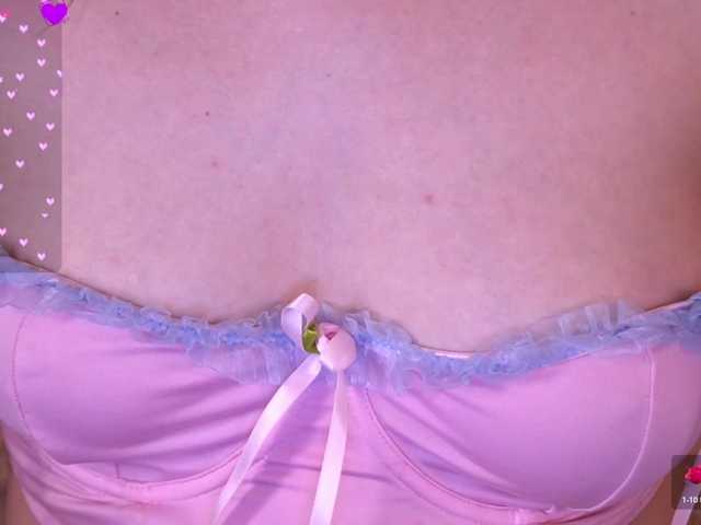 DiamondGoldie — I'm here on Fansly KristieKiss Suck dildo close to cam 15-35-66-111-299 MyFavVibes