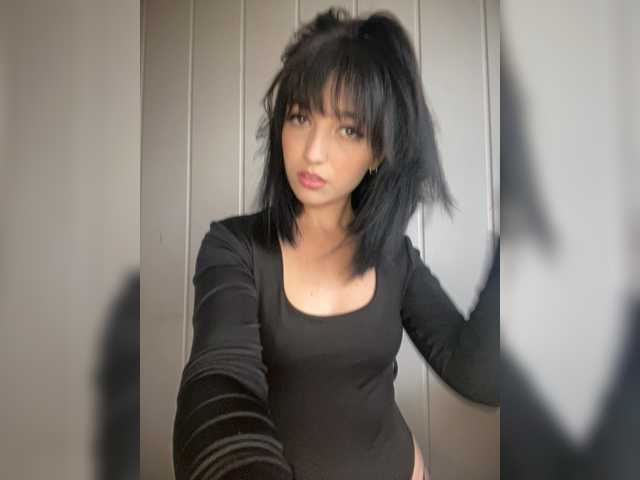 Eva_Moon webcam