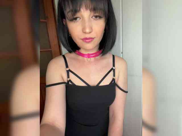 Midnight_Eva webcam