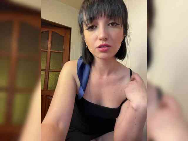 amateur nude cam MidnightEva
