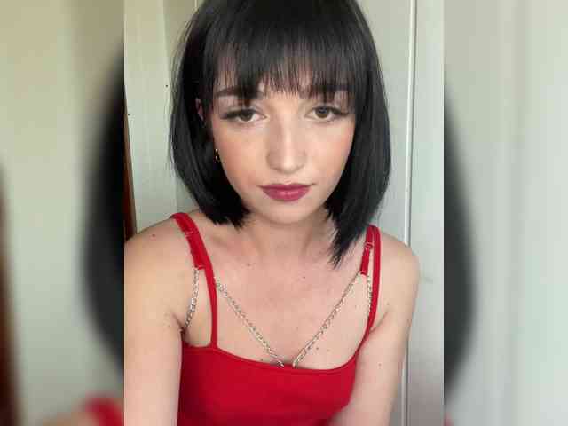 Midnight_Eva webcam