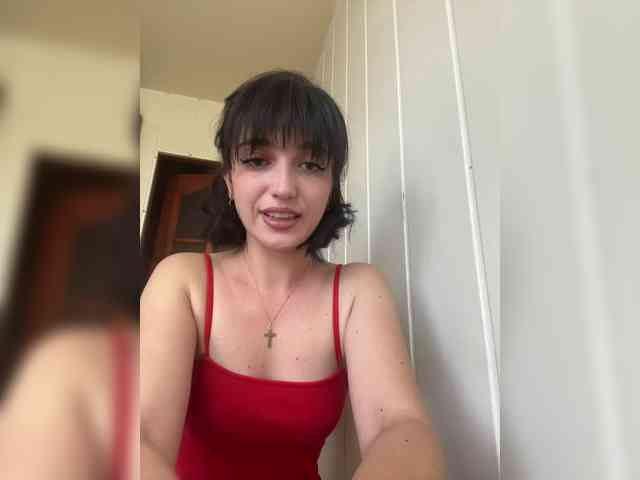 Midnight_Eva_Mi webcam