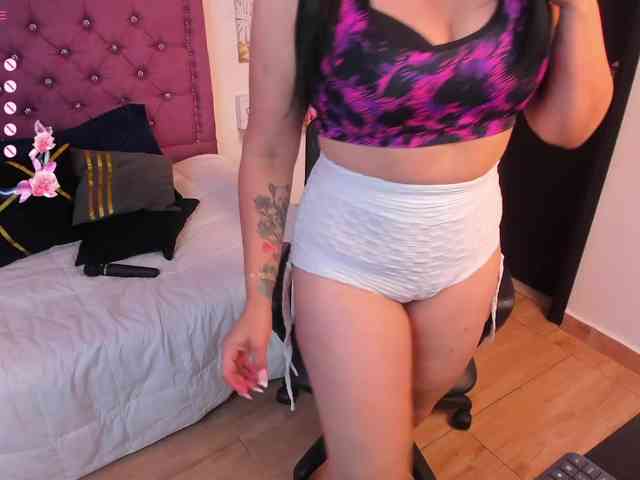 nahomywatson webcam