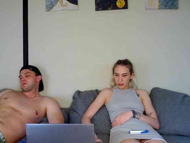 adult chatting Eyes0ffMe