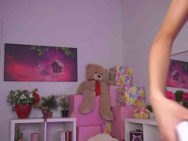 ZariaVera webcam