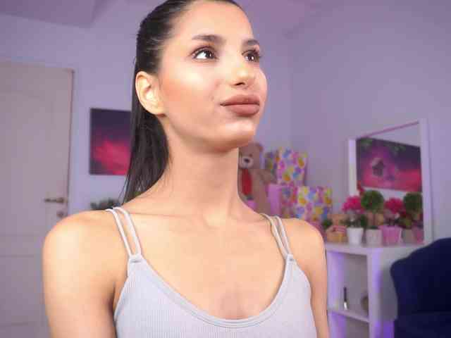 naughty chatroom ZariaVera