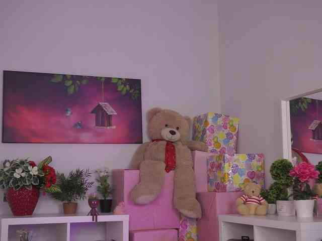ZariaVera webcam