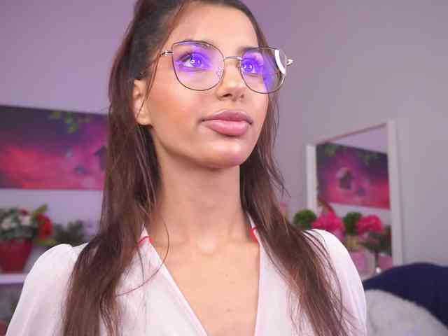 ZariaVera webcam
