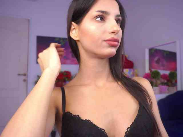 ZariaVera webcam