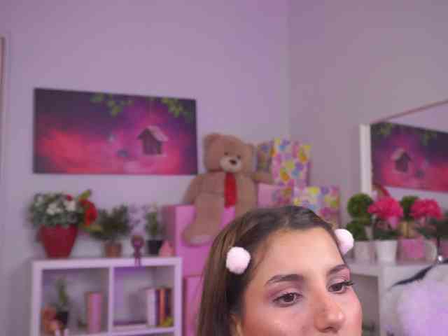 ZariaVera webcam