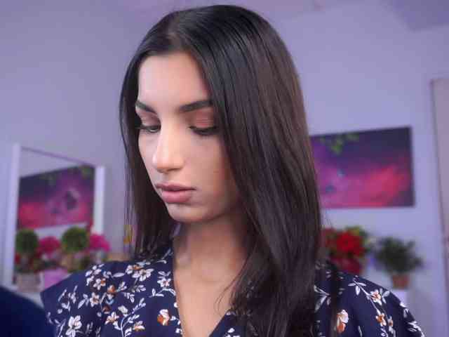 ZariaVera webcam