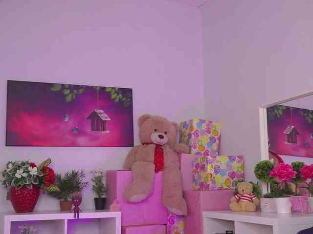 ZariaVera Live Webcam on BongaCams