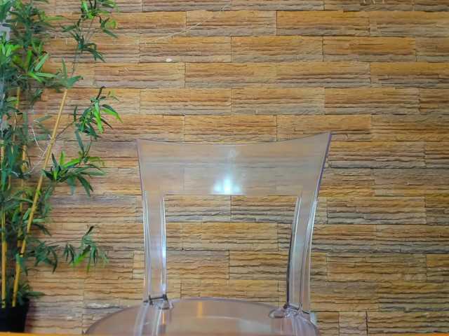 Cupcake-Izzy's BongaCams show and profile