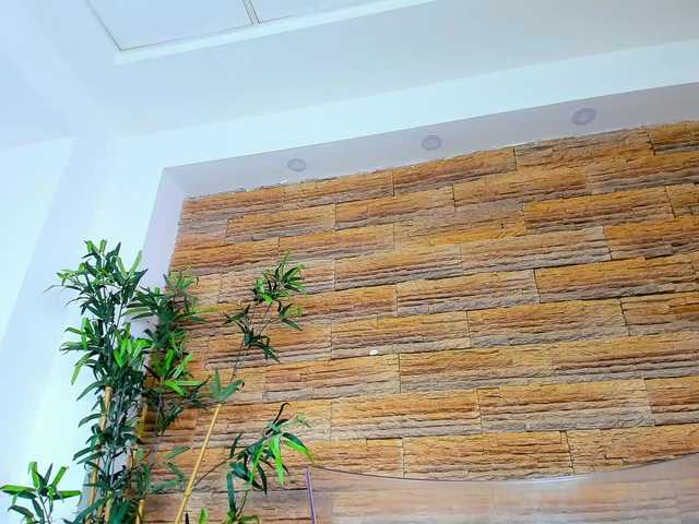 Cupcake-Izzy's BongaCams show and profile