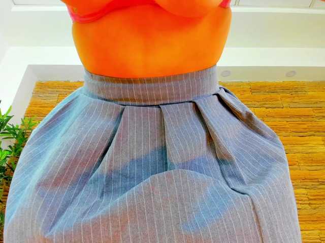 Cupcake-Izzy's BongaCams show and profile