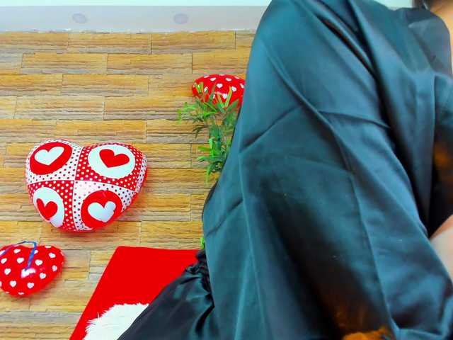 Cupcake-Izzy's BongaCams show and profile